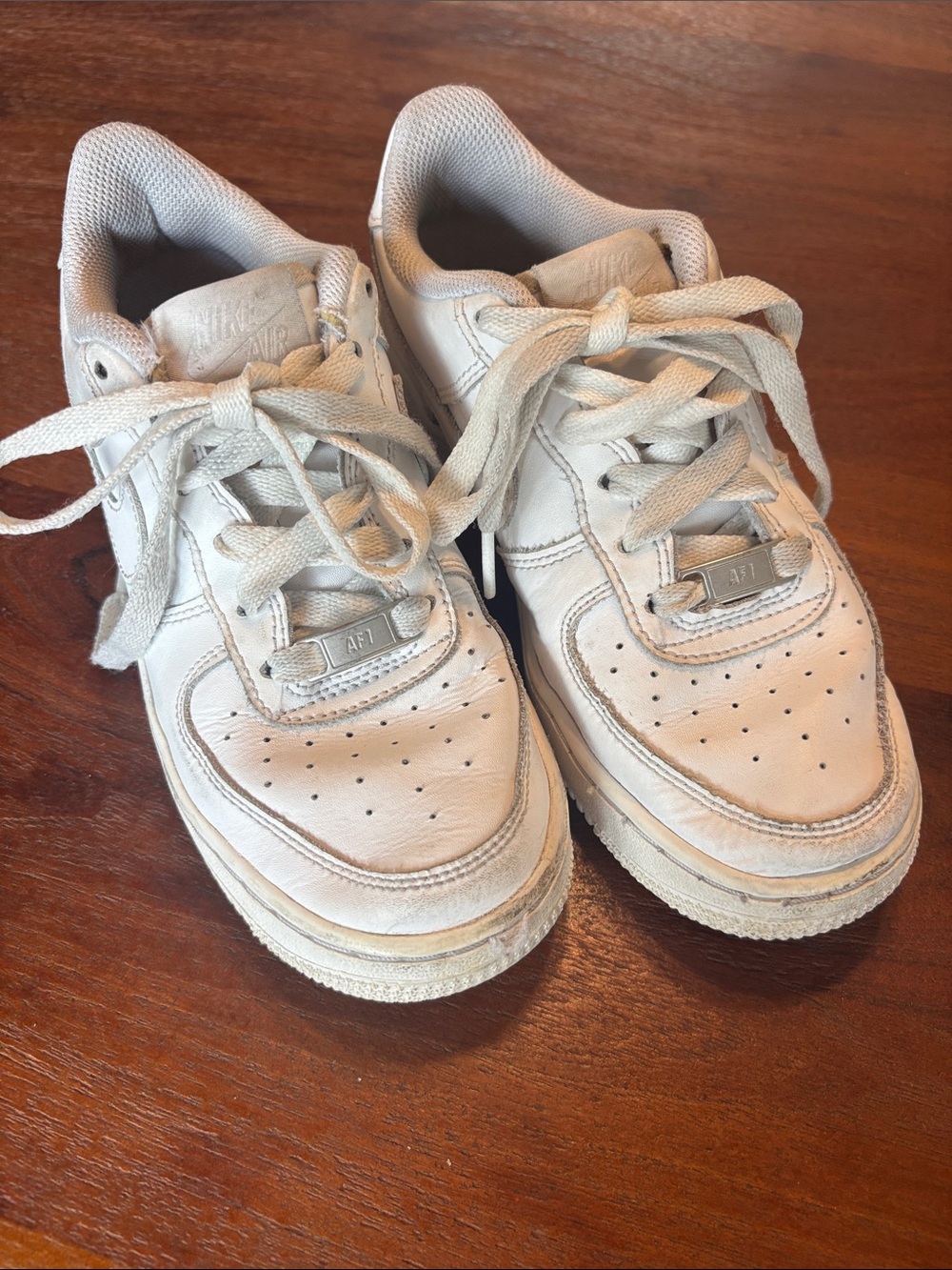 Nike youth white AF1 Low Top Sneakers